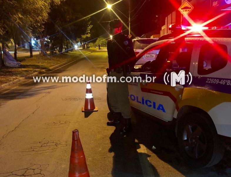 Motorista embriagado é flagrado ''cantando pneus'' em Patrocínio