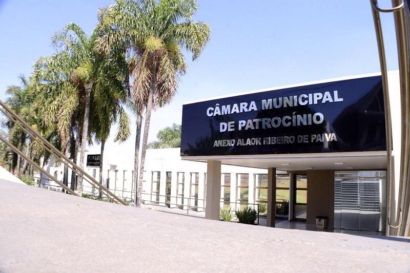 Câmara encerra reunião após discussões e nenhuma matéria é votada