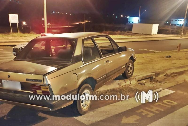 Em resposta rápida, PM recupera quatro veículos furtados durante...