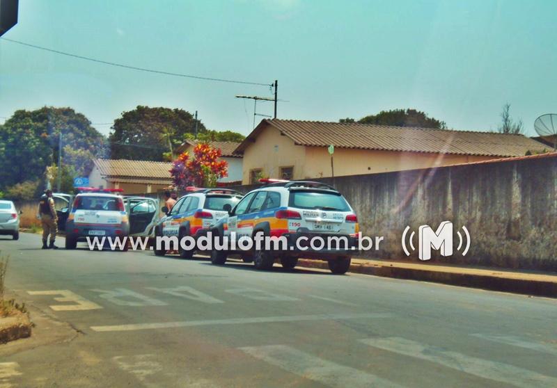 Homem é resgatado de cativeiro após ser sequestrado e espancado em Patrocínio