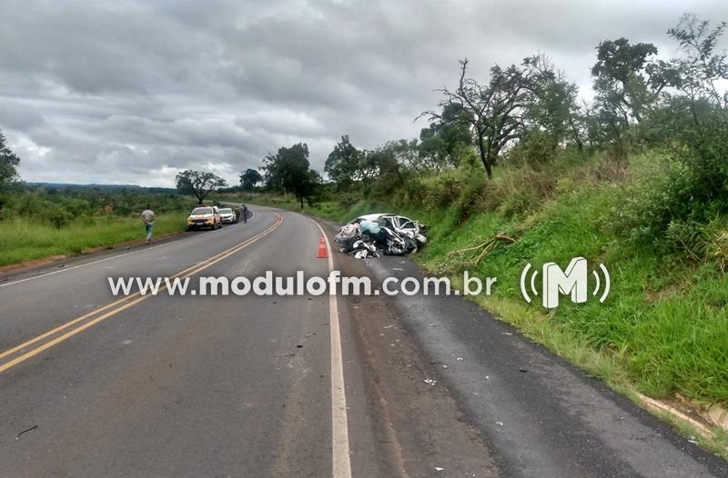 Imagem 2 do post Criança de seis anos morre após ser arremessada para fora de veículo na BR-354