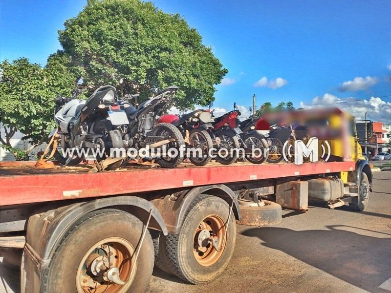 Imagem 1 do post PM interrompe encontro de Som Automotivo e apreende 15 veículos em Patrocínio