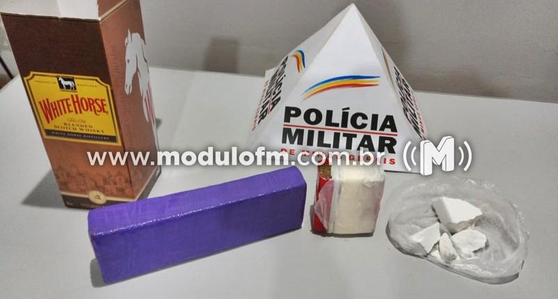 PM prende homem que levava drogas em mala de...