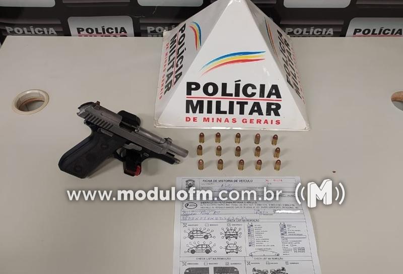 Imagem 1 do post Após perseguição, polícia prende dois homens e apreende arma e munições