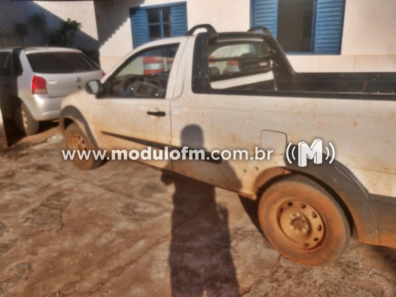 Após perseguição policial, veículo furtado em Patrocínio é recuperado...