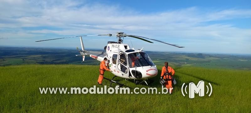 Homem pula de paraglider de altura de 50 metros em Araxá