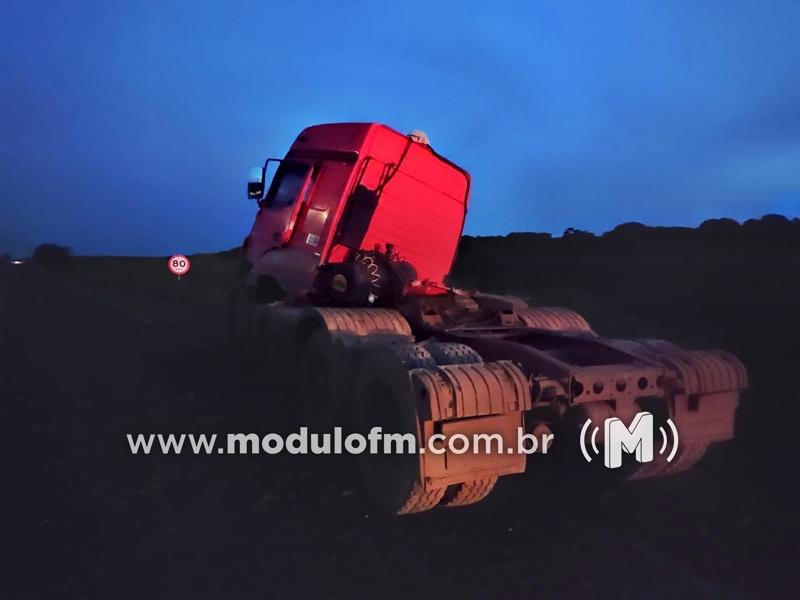Imagem 1 do post Motorista se distrai e provoca acidente na BR-146