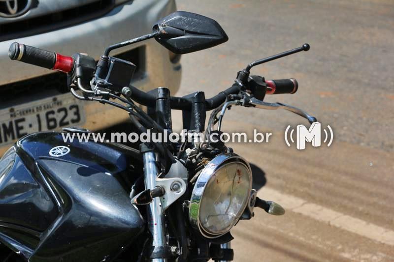 Imagem 3 do post Motociclista inabilitado fica gravemente ferido após colidir em veículo que manobrava de marcha ré