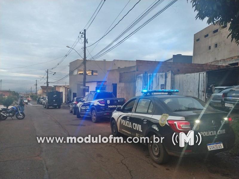 Imagem 2 do post Operação contra o tráfico de drogas  mobiliza helicóptero e vários policiais  na região