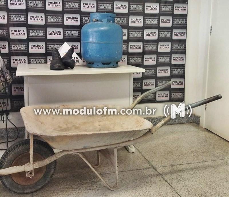 Polícia prende receptadores e autor de furto em residência...
