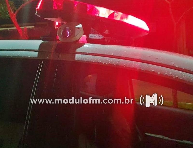 Polícia procura homem que agrediu e tentou jogar ex-companheira...