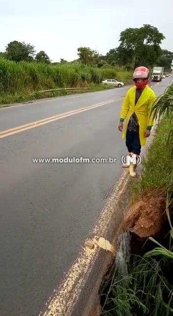 Imagem 2 do post Rachadura interdita parcialmente ponte na BR-365 entre Patrocínio a Patos de Minas