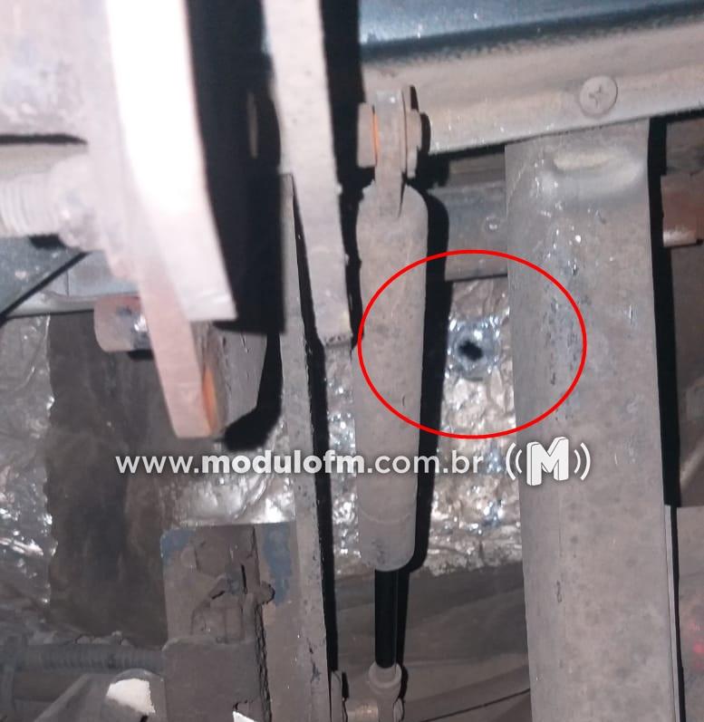 Imagem 5 do post Criminosos atiram durante assalto a ônibus na BR-365
