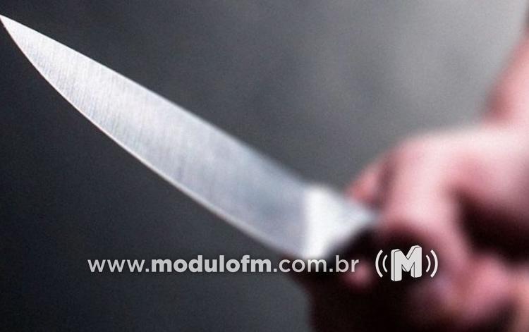 Após discussão, homem ameaça matar ex-companheira com faca