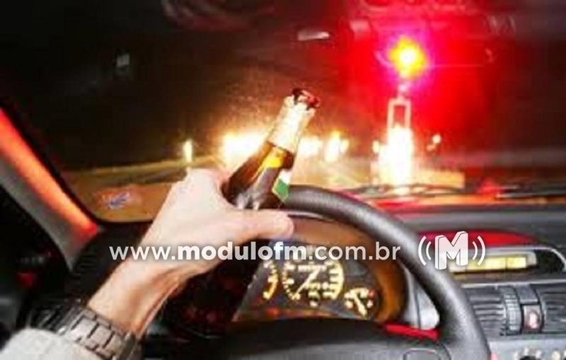 Homem é preso por dirigir embriagado na MG-230 em...