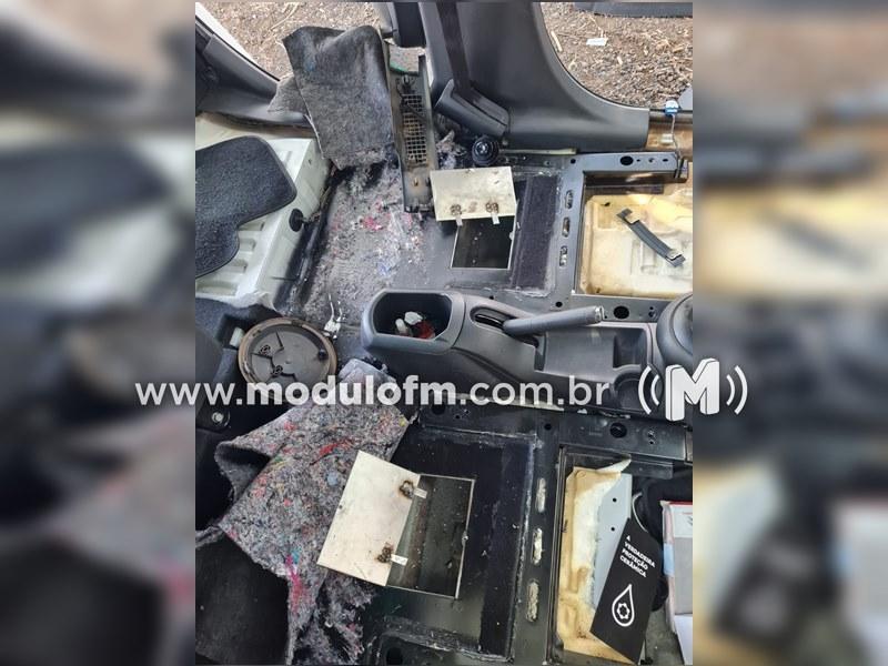 Imagem 2 do post Homem é preso pela PM com drogas avaliadas em mais de R$ 40 mil na MG-230 em Patrocínio