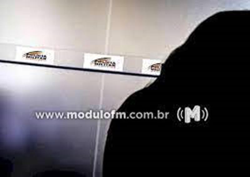 Mulher é estrangulada e tem suspeita de ter mandíbula...