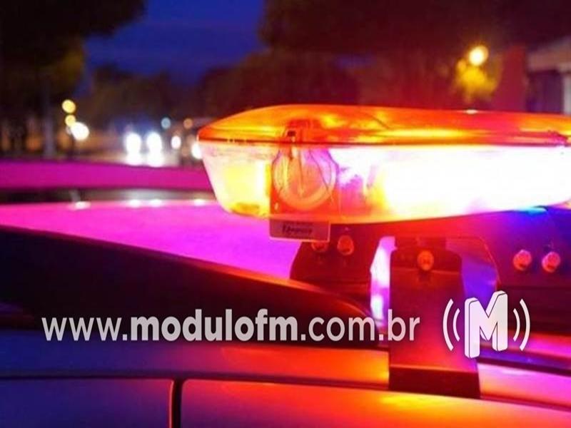 Por ciúmes, mulher e homem são agredidos e ameaçados