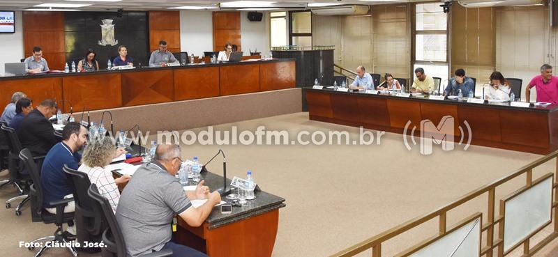 Projeto de lei sobre atendimento em supermercados é revogado...