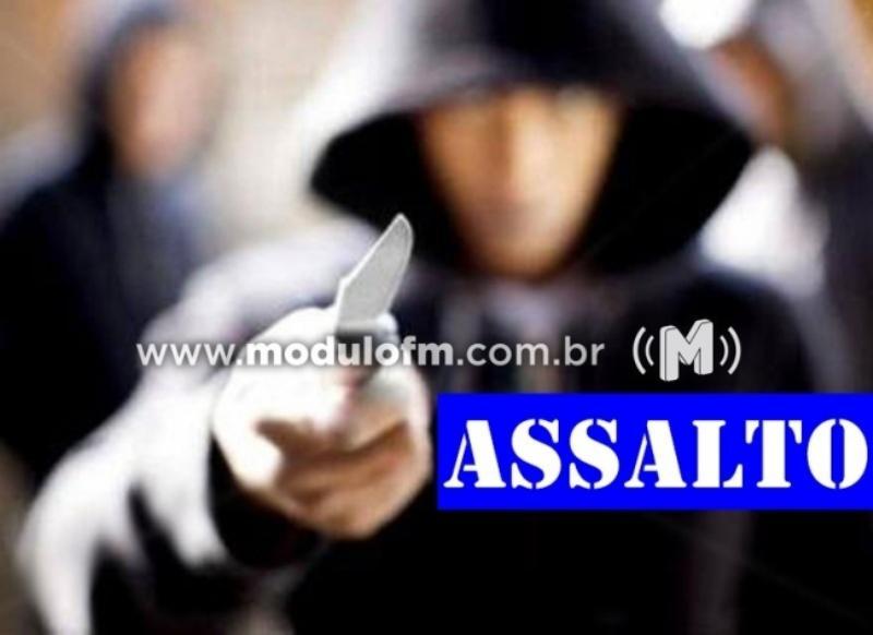 Polícia procura suspeito de roubar comércio no Centro de Patrocínio