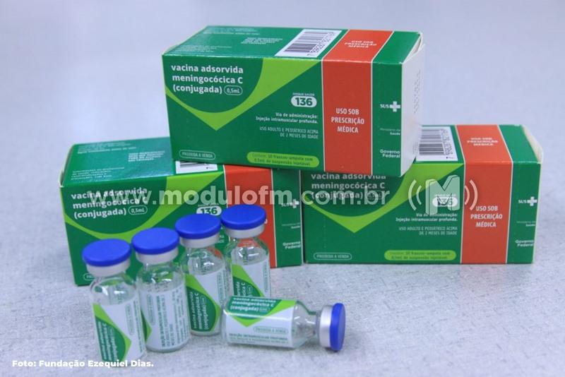 Público para vacinação contra meningite é ampliado em Minas...