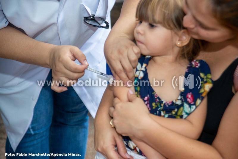 Crianças de 6 meses a 2 anos começam a...
