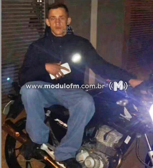 Menor de idade leva tiro ao fugir de blitz, não resiste e morre em Patrocínio