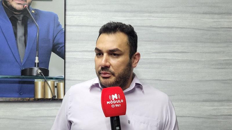 Presidente da Câmara critica ataques pessoais entre vereadores e...