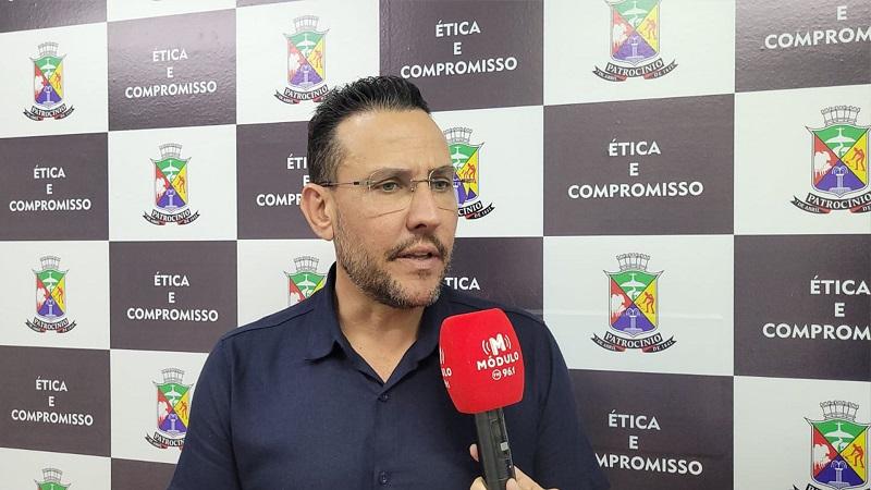 Vereador quer nomes de todas as pessoas que fizeram...