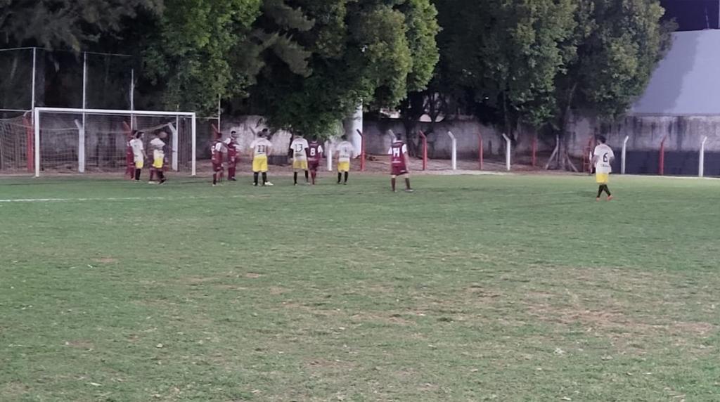 Em “teste para cardíaco” Guimarânia vence Macaúba Espetos nas...