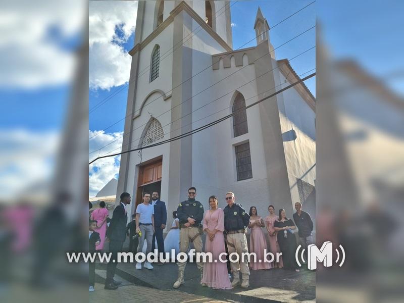 PRF presta auxílio a madrinha para casamento após incidente...