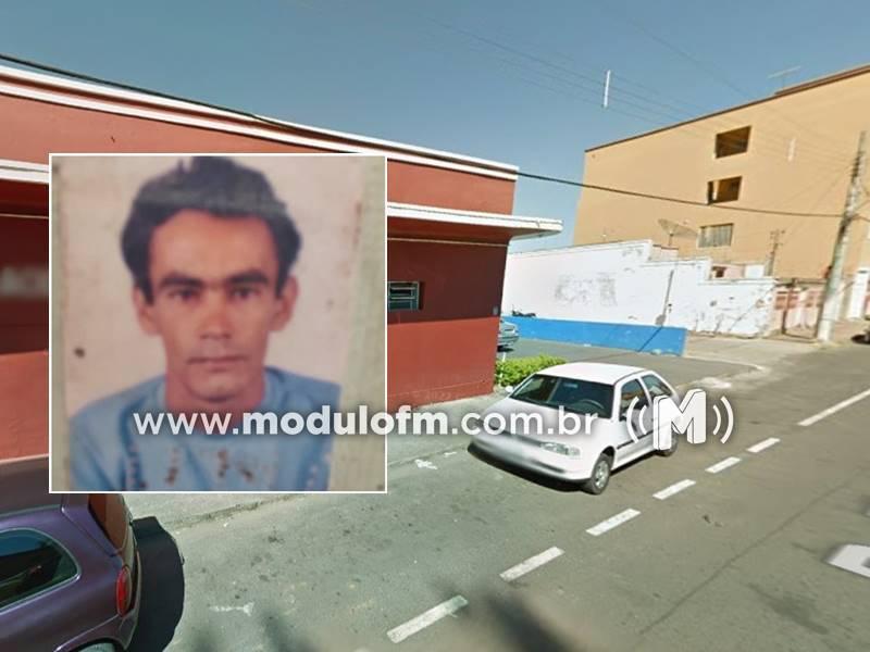 Homem morre após cair do telhado de igreja em...