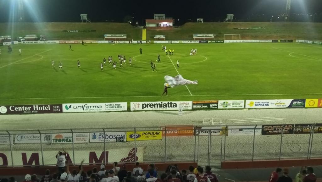 Patrocinense vence Uberaba e volta à zona de classificação no Módulo II