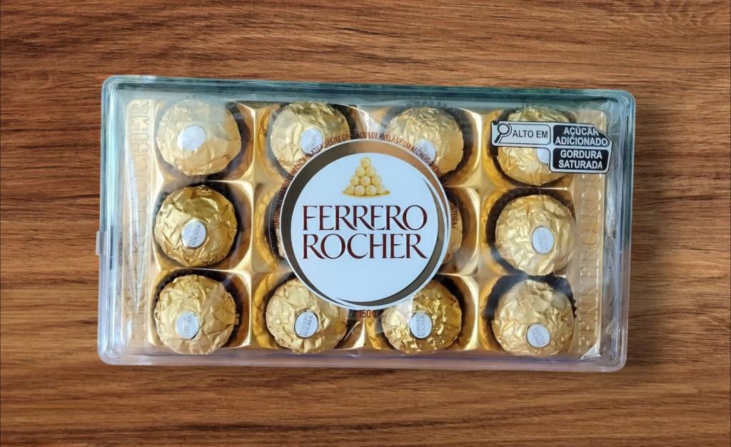 Furto de chocolate e shampoo no centro termina com duas mulheres presas em Patrocínio