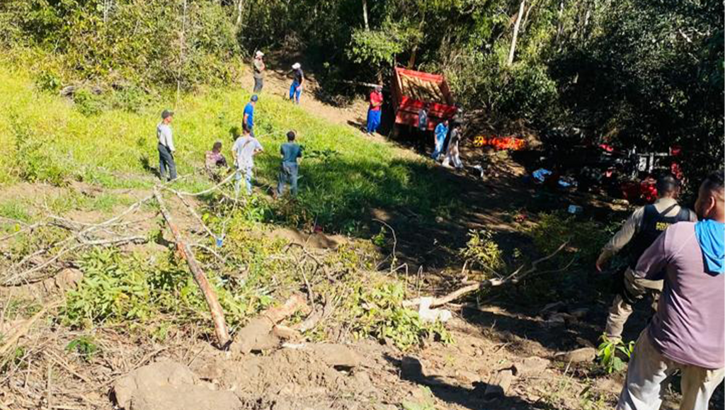 Trabalhador morre após trator capotar em fazenda de Abadia dos Dourados