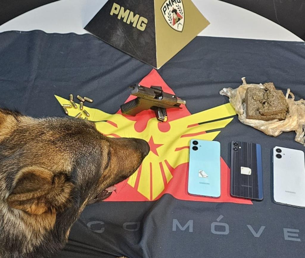 Homem é preso com pistola e maconha durante operação...