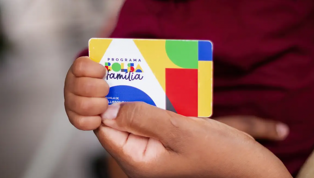 Patrocínio registra saída de 53 famílias do Bolsa Família...