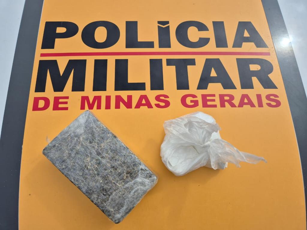 Mulher é detida em Coromandel com barras de drogas escondidas em mala