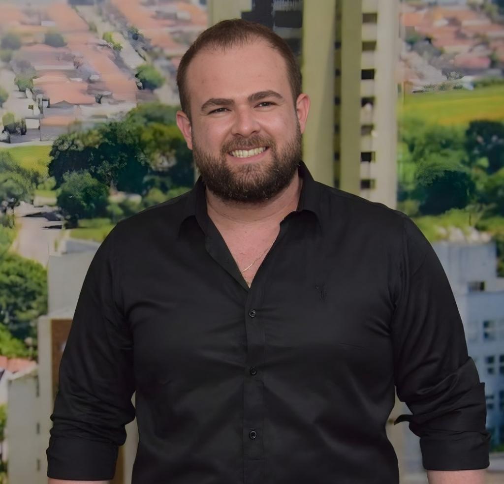 Segundo boletim da família, médico Dr. Pedro Lulli está internado em UTI em Uberlândia com quadro estável