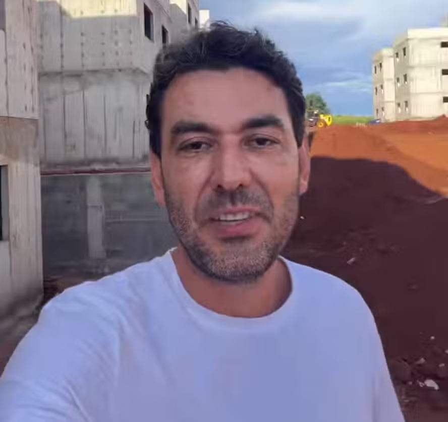 Criança baleada em Itumbiara pelo próprio pai segue em estado grave na UTI; filho mais velho foi sepultado