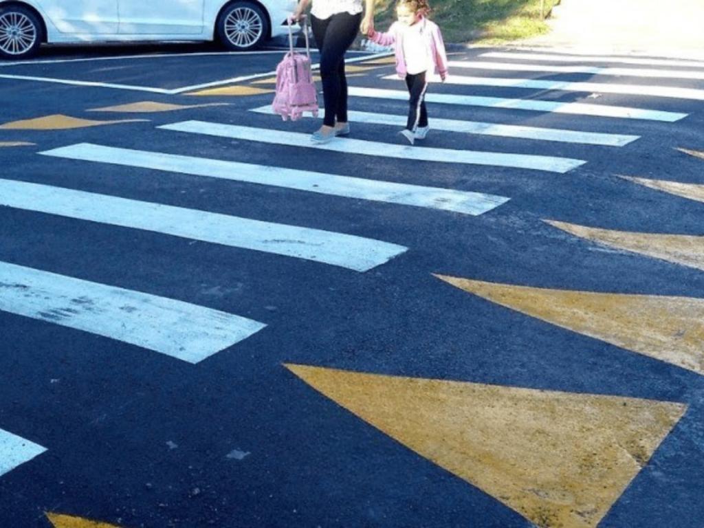 Faixas elevadas e câmeras são implantadas em dois bairros de Patrocínio