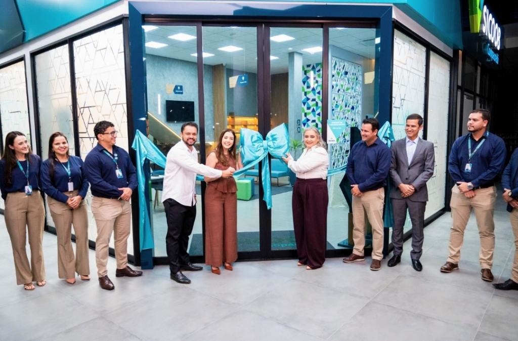 Sicoob Coopacredi inaugura novas instalações da agência de Formosa/GO