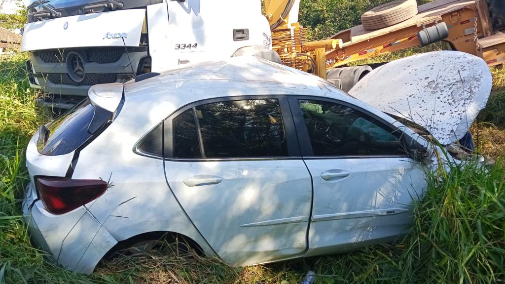 Imagem 9 do post Acidente envolvendo sete veículos deixa três feridos na MGC-354, em Patos de Minas